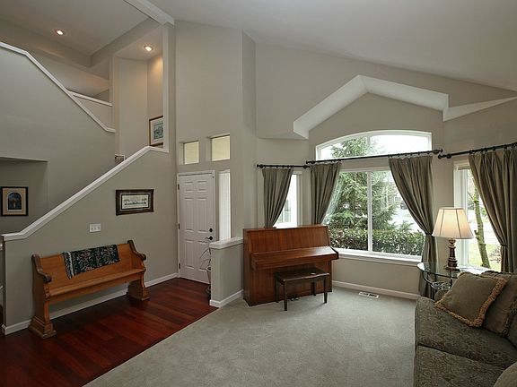 3rd image of 25752 SE 42nd Ct