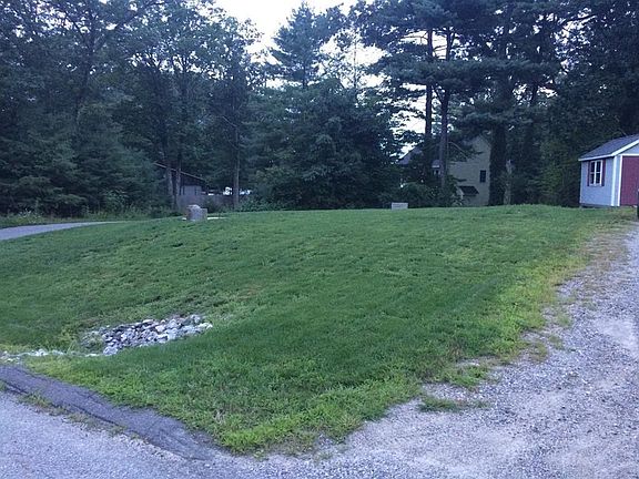 5th image of 16 Durkee Ln