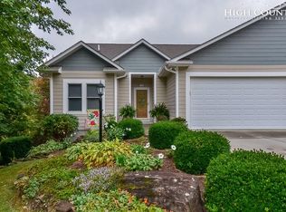 172 Fairway Heights Dr #B, West Jefferson, NC 28694