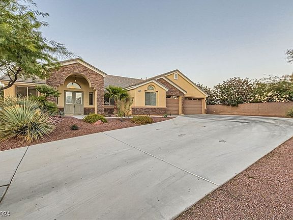 2nd image of 8420 Lake Tahoe View Ct