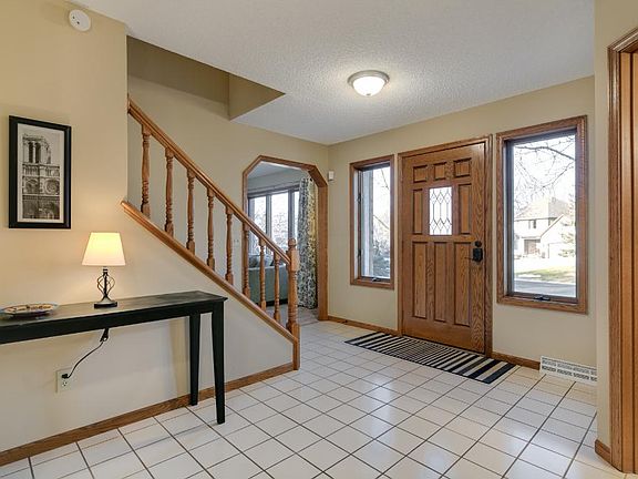 2nd image of 1528 Royal Hills Dr