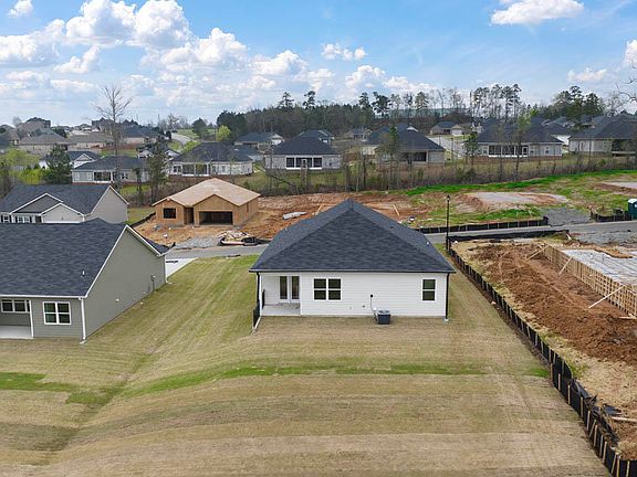 3rd image of 118 Alton Tucker Sr Blvd #10