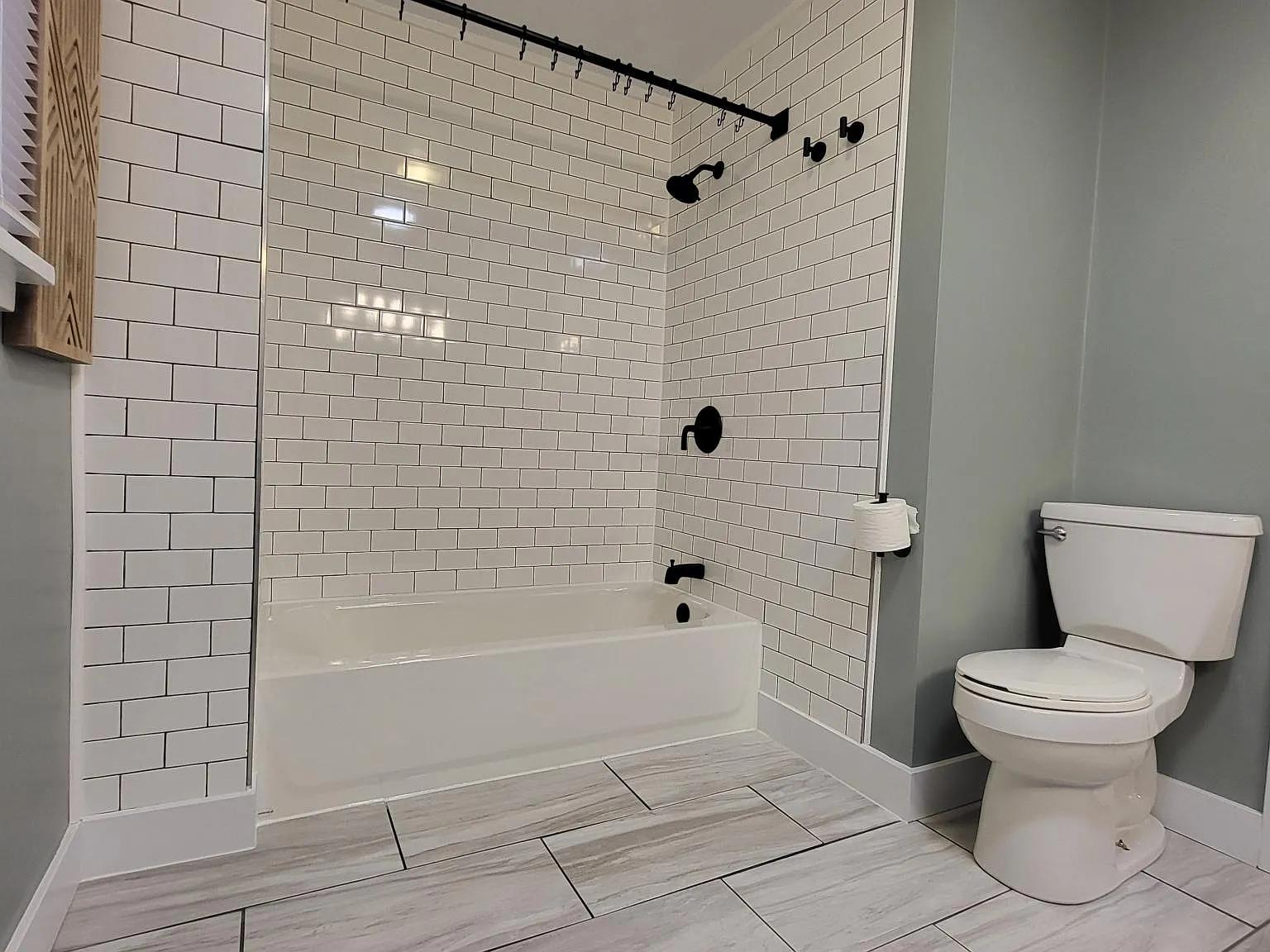 2 bed, 800 sqft, $1,775 — Photo 3