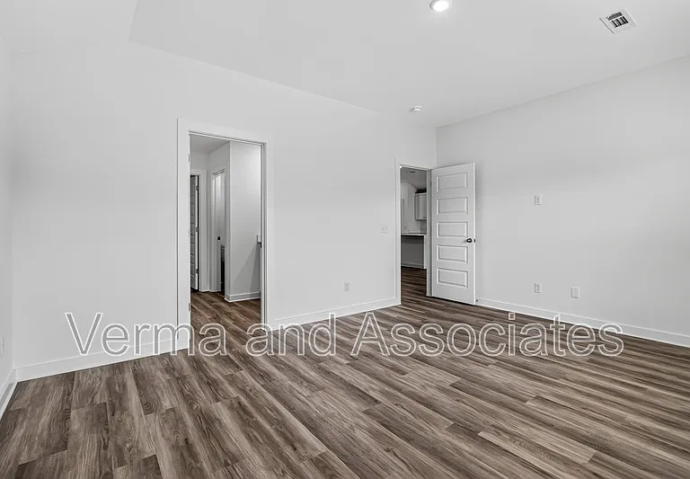 4771 W Folsom St — Photo 24