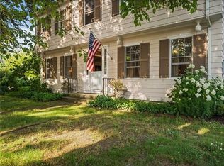 1220 Hope St, Bristol, RI 02809