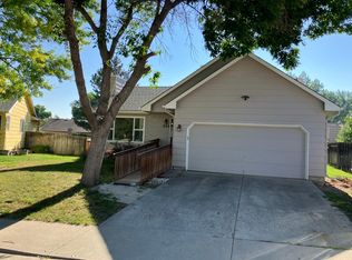 866 S Rustic Dr, Loveland, CO 80537