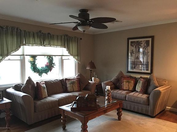 2nd image of 504 Driscol Dr