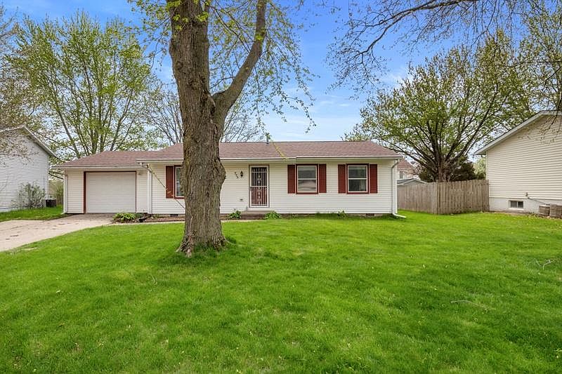 1st image of 775 Prospect Ct