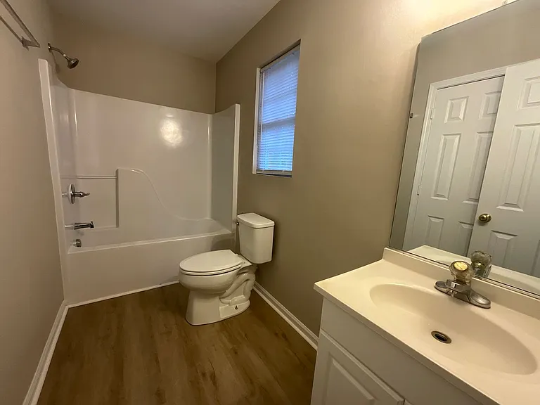 1506 Hidden Creek Ter — Photo 16