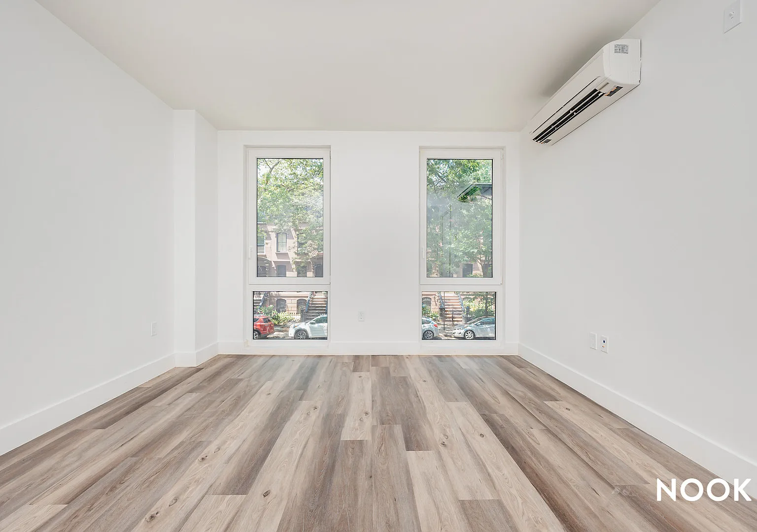 445 Vanderbilt Avenue — Photo 1