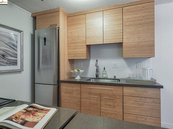 4th image of 325 Lenox Ave APT 104