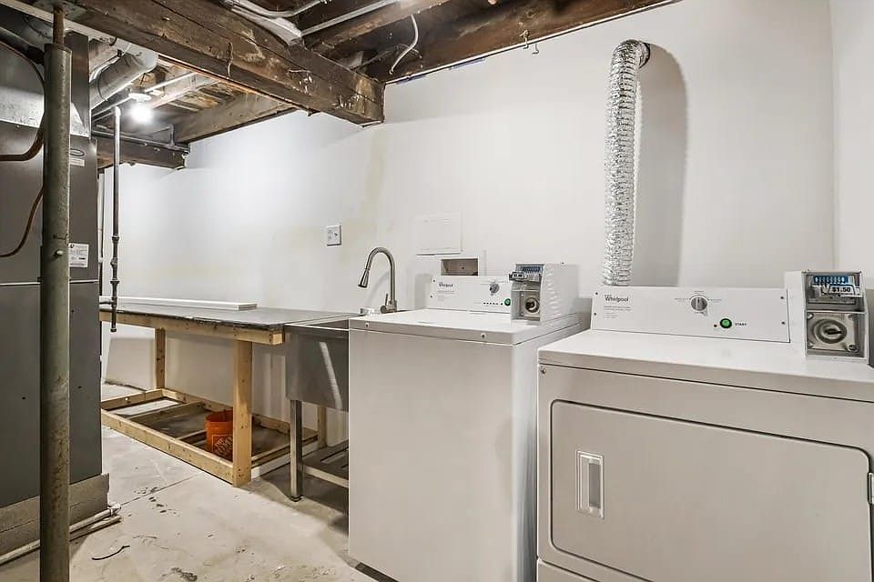 1st image of 2617 W Fullerton Ave #1D