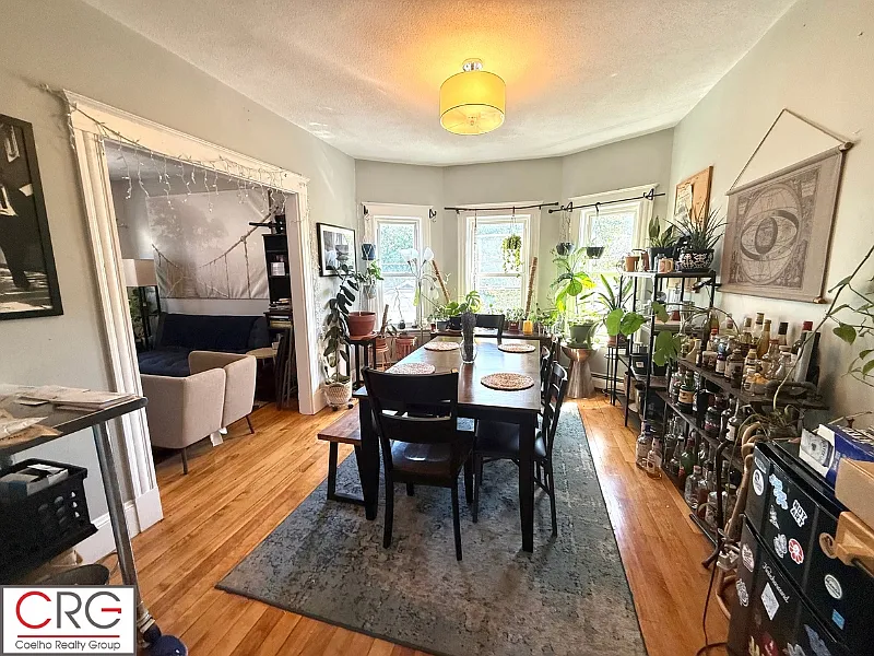4 bed, 1550 sqft, $4,000 — Photo 3