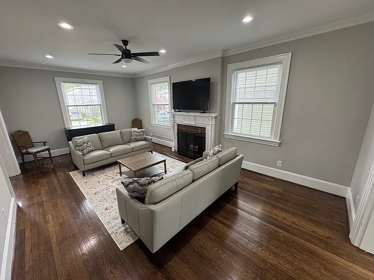 1150 W Washington St — Photo 29