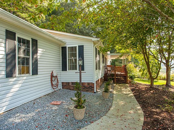 5th image of 321 Greystone Dr