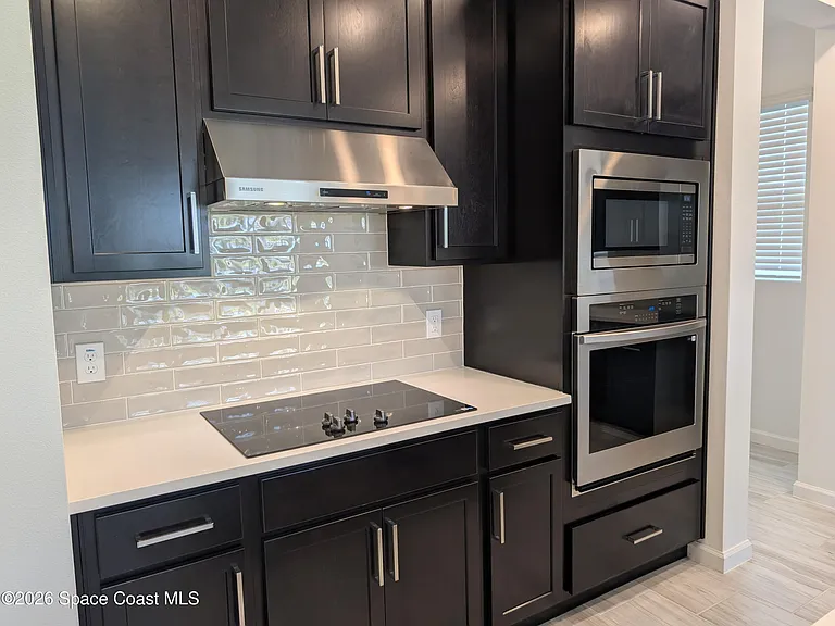 938 Soleway Ave NW — Photo 4