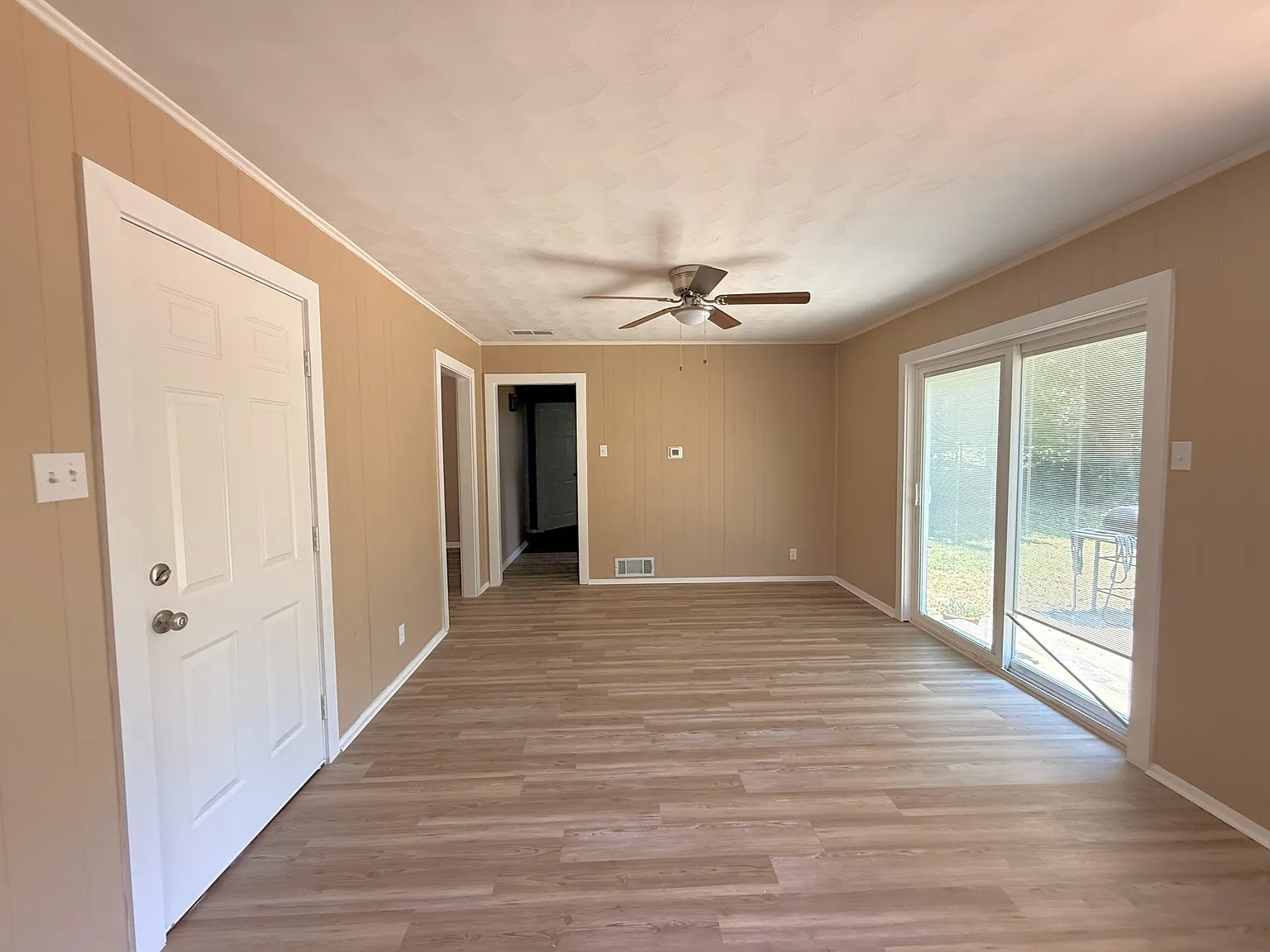 3 bed, 1432 sqft, $1,750 — Photo 4