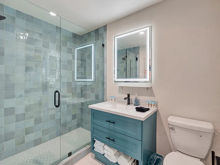 223 Avenida Del Mar #1-6 — Photo 20