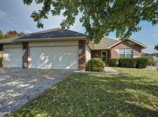 3547 E Woodside St, Springfield, MO 65809