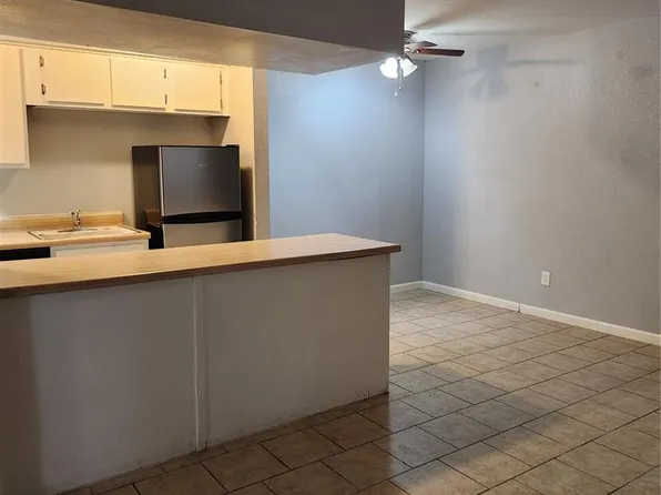 8009 NW 7th Pl APT 299, Oklahoma City, OK 73127