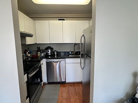 5th image of 440 N Wabash Ave APT 1910