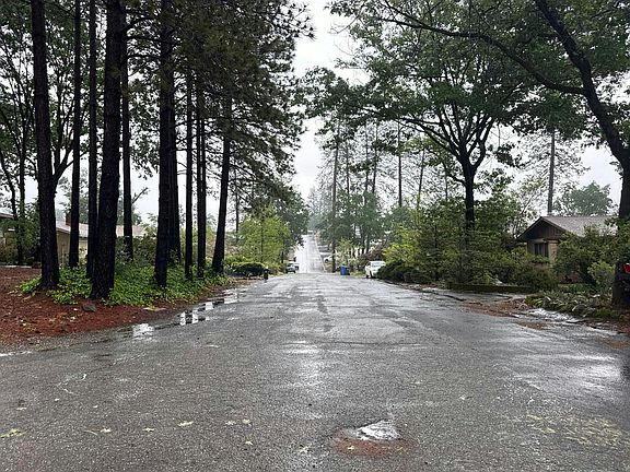 5th image of 1828 Arrowhead Dr
