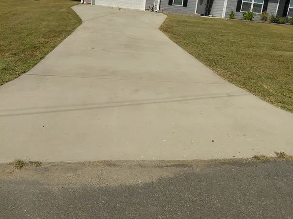 (undisclosed Address), Lancaster, SC 29720