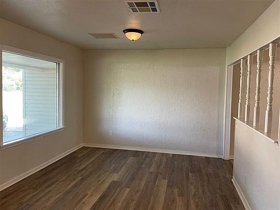 3rd image of 1229 N Tucker Ave