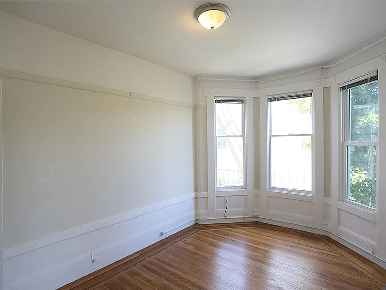 780 Guerrero St #9 — Photo 2