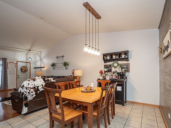 4th image of 2614 George Ave #66