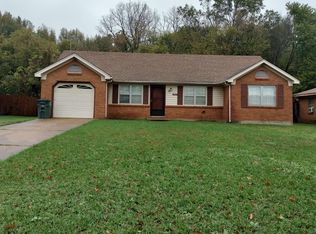 1820 W Holmes Rd, Memphis, TN 38109