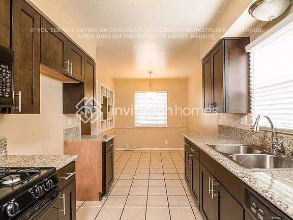 5th image of 2109 W Orange Grove Ave