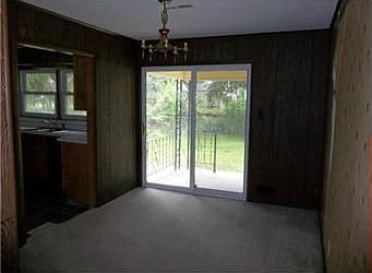 5th image of 7325 Parkview Ave