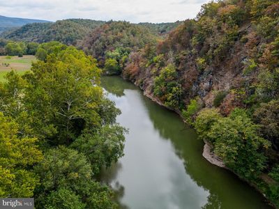 80 Crossings View Rd, Paw Paw, WV, 25434