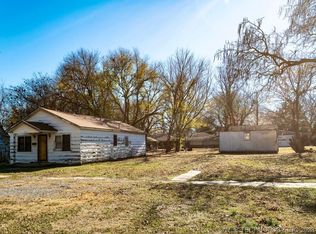 812 E Don Tyler Ave, Dewey, OK 74029