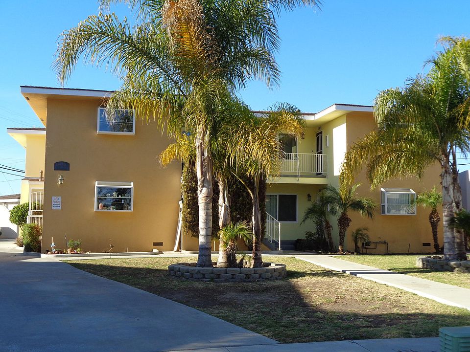 1st image of 213 Wesley Ave