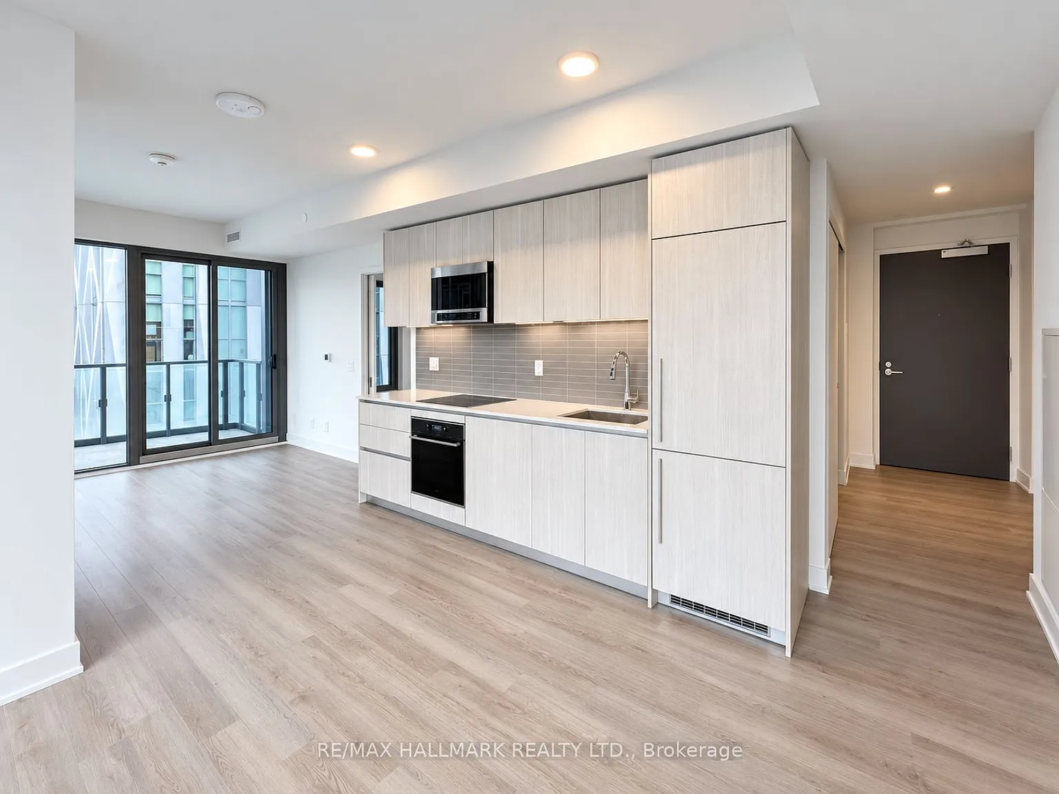8 Cumberland St — Photo 4