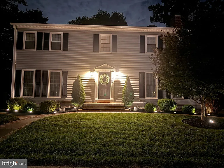 204 Whispering Wind Ct SE — Photo 1