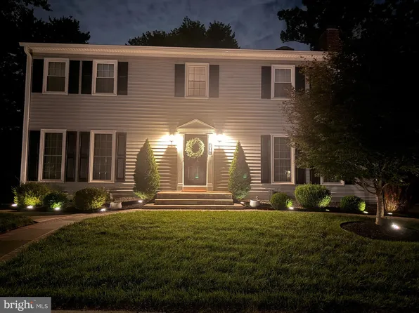 204 Whispering Wind Ct SE, Vienna, VA 22180