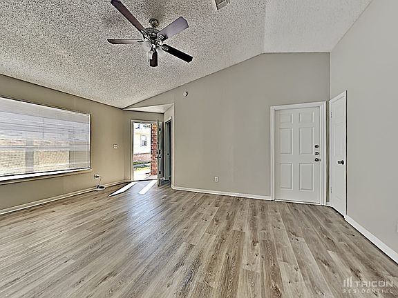 4th image of 3150 Boynton Dr