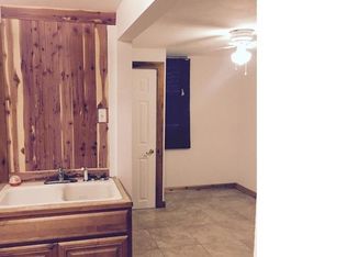 906 32nd St, Galveston, TX 77550