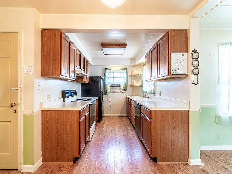 4401 Fairfield Ave #2 — Photo 9