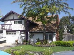 8706 Menkar Rd, San Diego, CA 92126