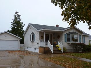 1404 S 2nd Ave, Alpena, MI 49707