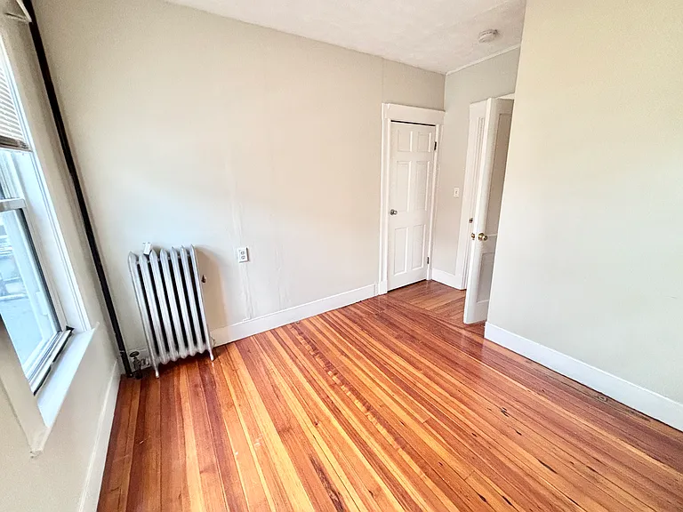 121 Winthrop St #1 — Photo 24