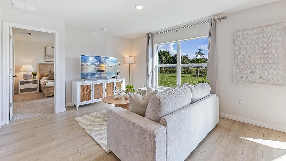 540 Ilaria Court — Photo 3