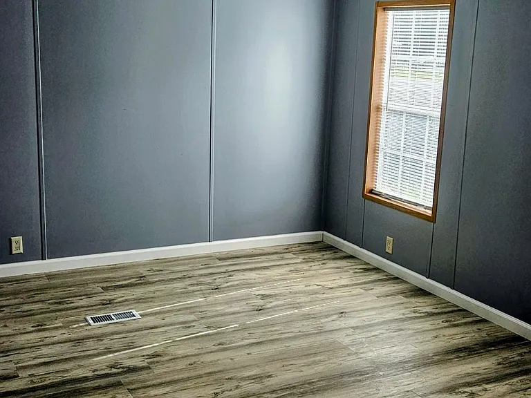 3842 Roy Webb Rd #4 — Photo 15