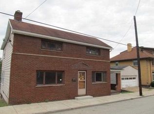 221 N 2nd St, West Newton, PA 15089