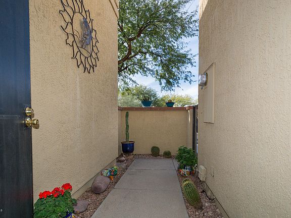 2nd image of 1221 E Camino Diestro