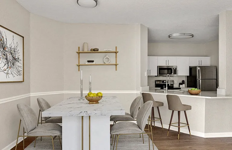 Premium Upgraded Apartment